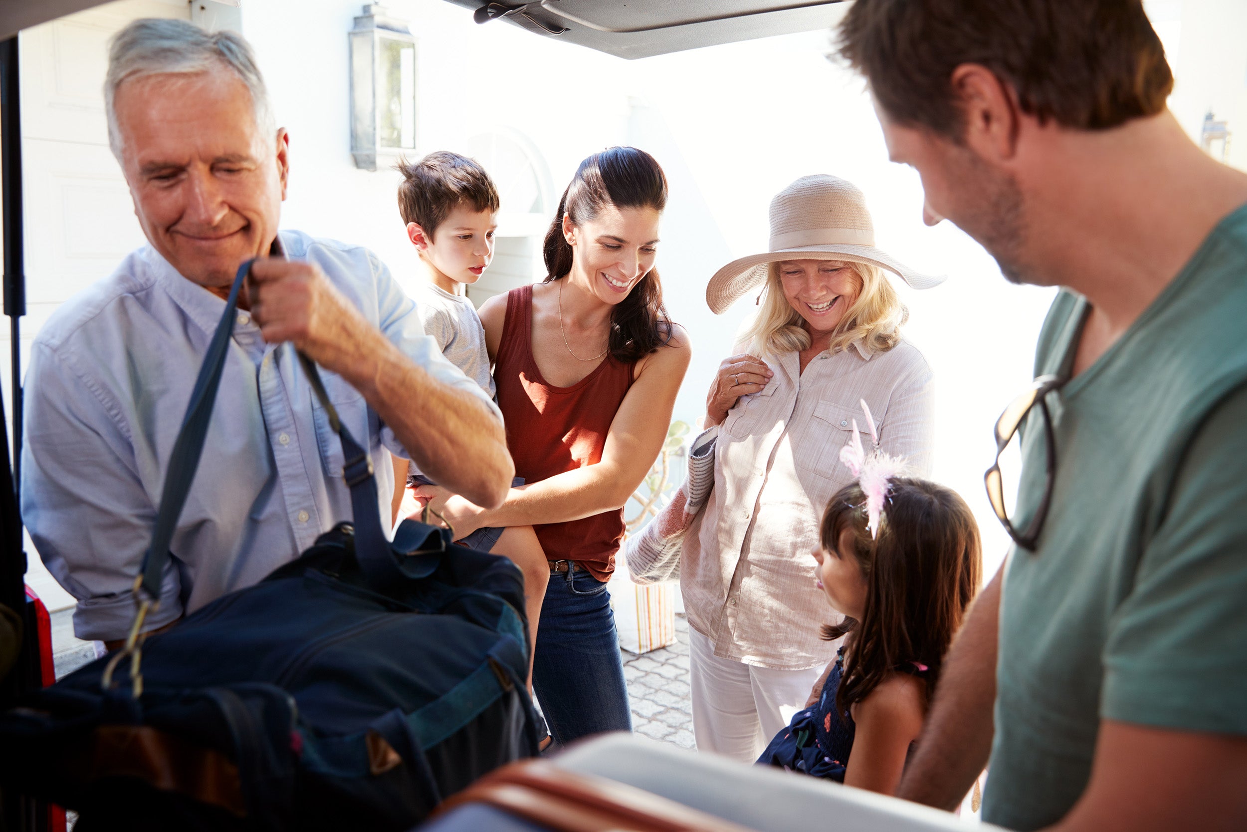 Master the Art of Packing Daysacks and Holdalls for an Unforgettable ...