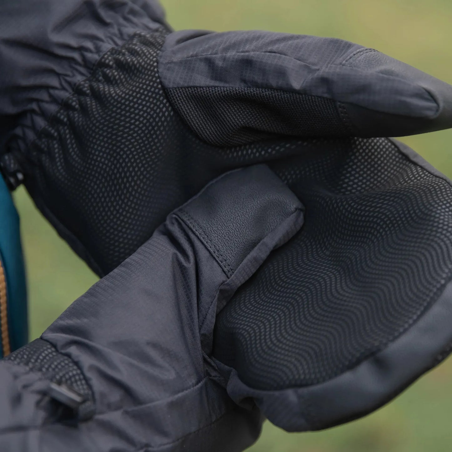 Trekmates Classic Warm Lined Waterproof Mitt
