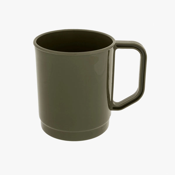A lightweight and durable polypropylene 275ml mug.