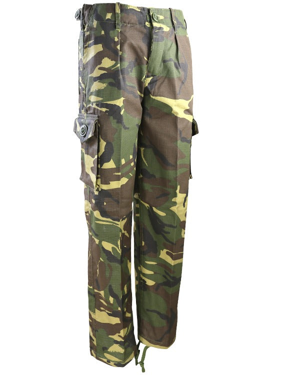 Boys-Girls camouflague DPM army style trousers ages 12/13